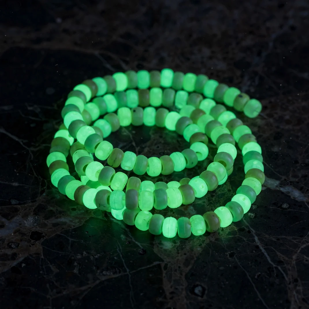 Design 08 Glow In The Dark Kandi